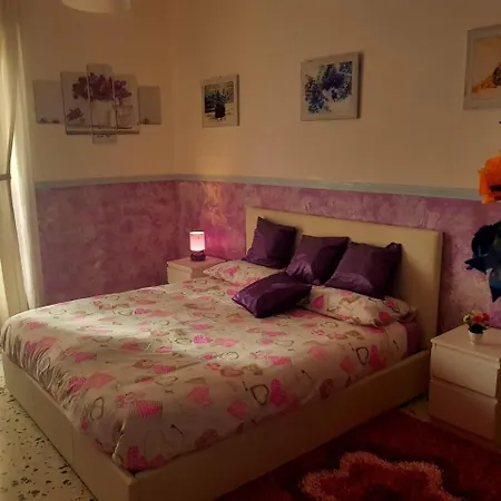 Regina * Nápoles
